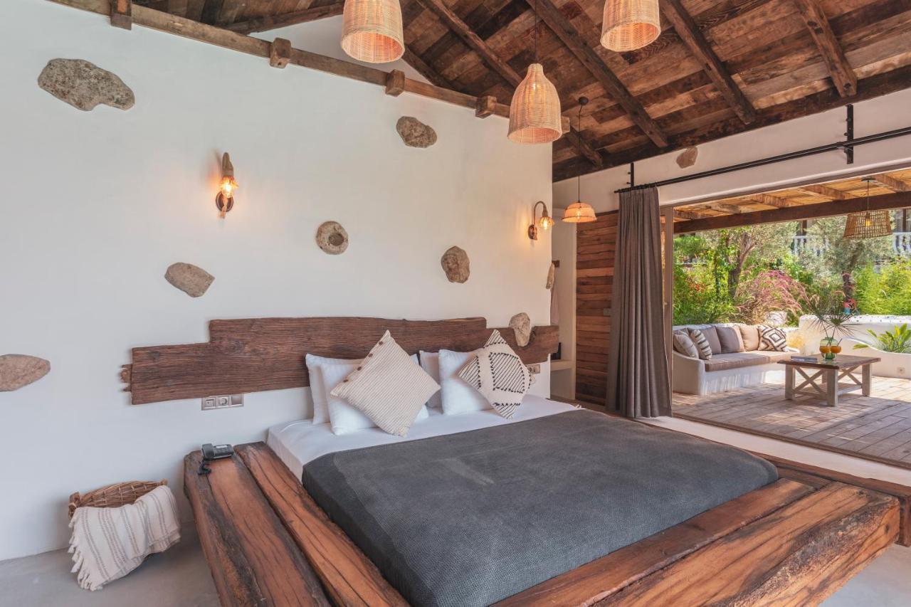 King Room with Balcony